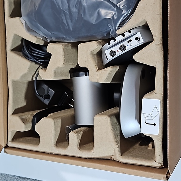 Logitech Group Wireless Video Conferencing Bundle w/ Camera 960-001060 - Picture 2 of 13